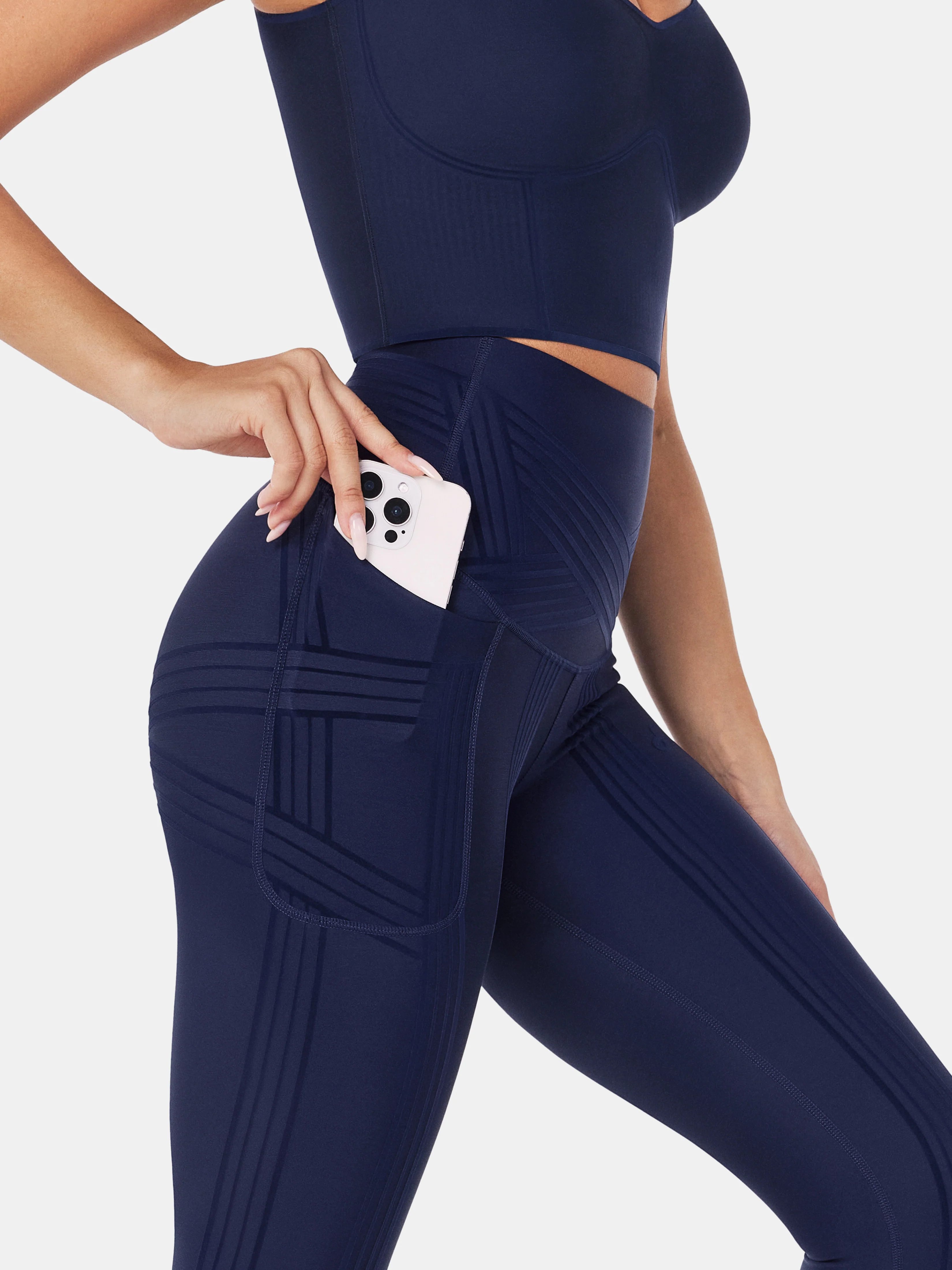PowerBand Resistance 7/8 Leggings (Reversible Wear) - Image 8